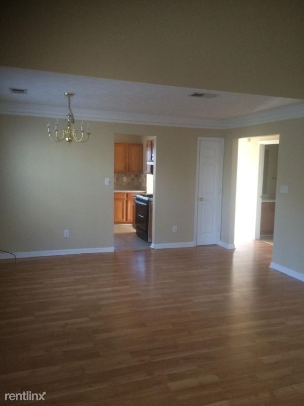 Building Photo - 3 br, 2 bath Townhome - 3025 Regal Park Ct