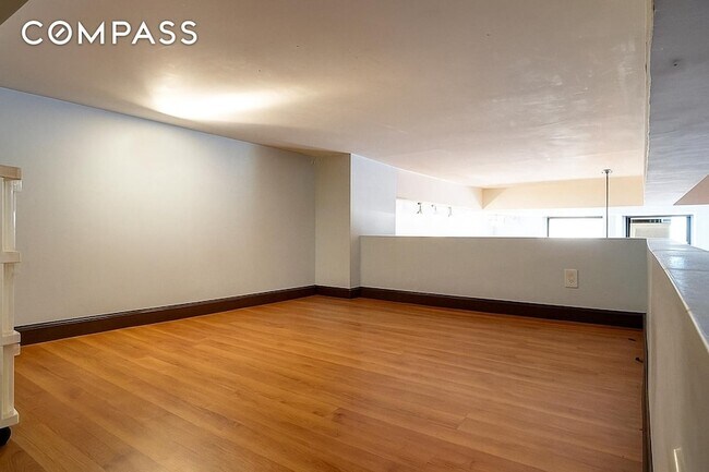 Foto del edificio - 315 7th Ave