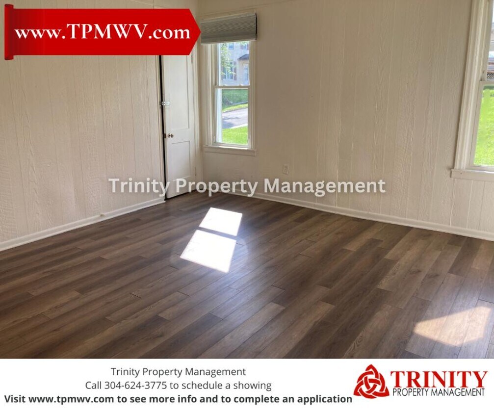 Primary Photo - 101 Lang Ave Apt A Clarksburg, WV 26301