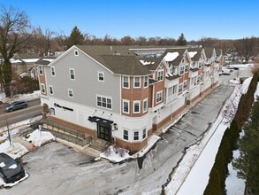 Building Photo - 764 New Bridge Rd