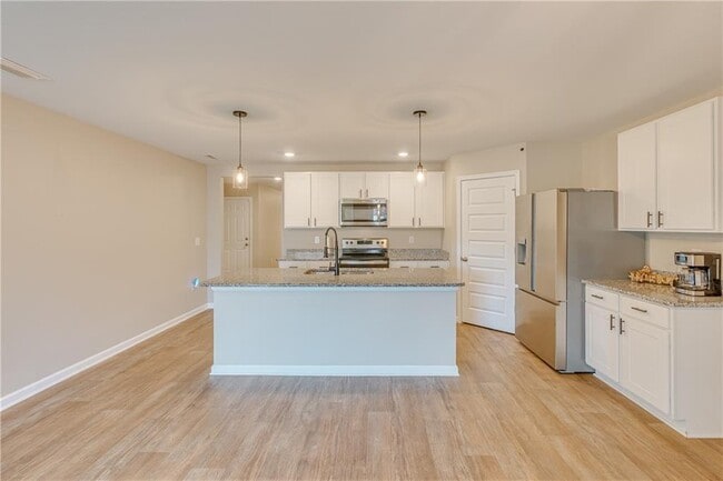 Building Photo - 20675 Mercury Dr