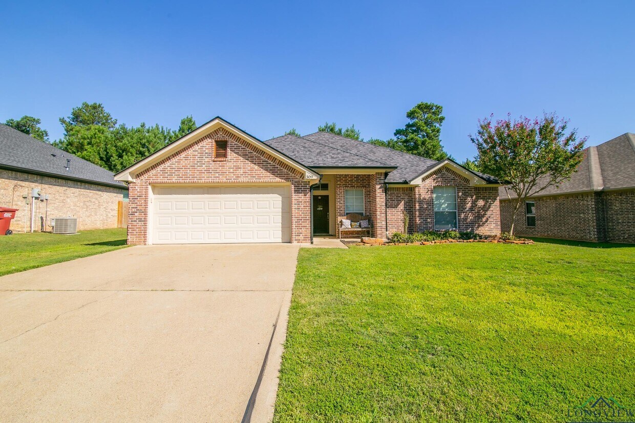 309 Bois D'Arc St, Hallsville, TX 75650 House for Rent in Hallsville