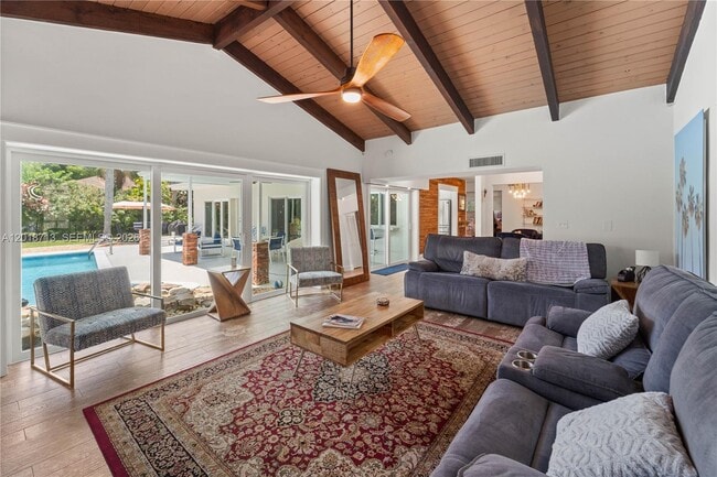 Foto del edificio - 8380 SW 186th St