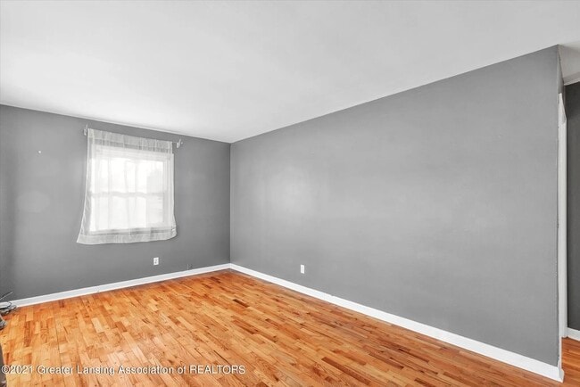 Photo - 1420 Snyder Rd House