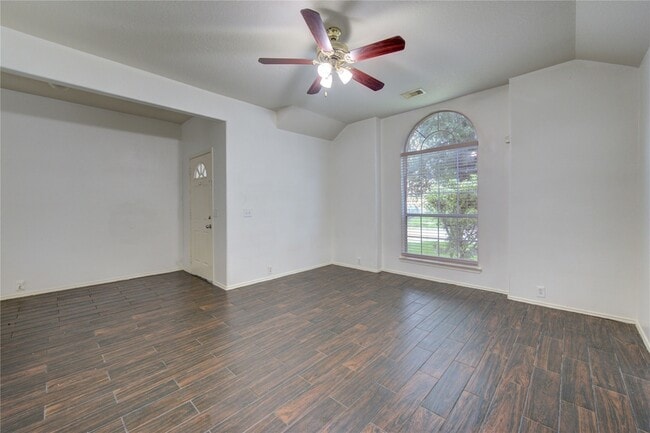 Building Photo - 14027 Coveney Dr