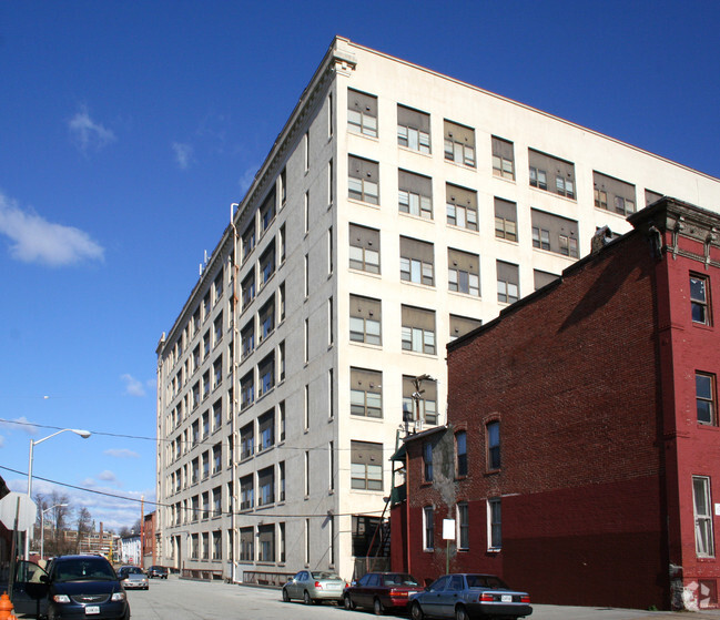 Foto del edificio - Johnston Square Apartments