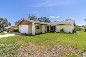 Building Photo - 10531 Meadow Hill Dr