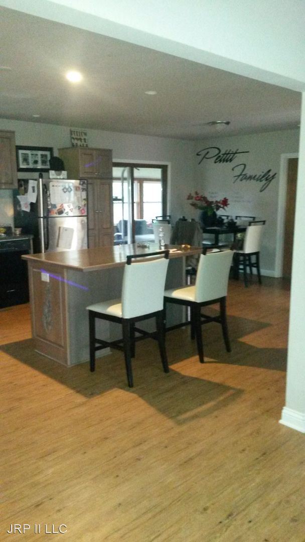 Foto del edificio - 4 br, 3 bath House - 11128 Aboite Cetner Rd.