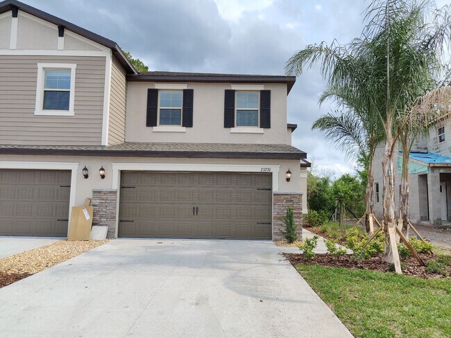 Foto del edificio - 23270 Willow Glen Way