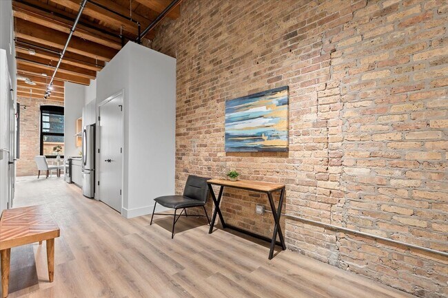 Foto del edificio - 153 W Ohio St