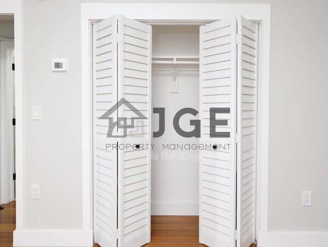 Foto del edificio - 270 NE 191st St