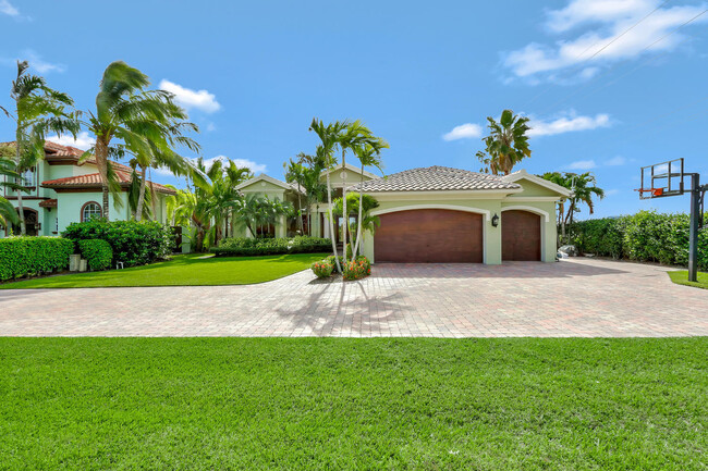 Building Photo - 3120 San Michele Dr