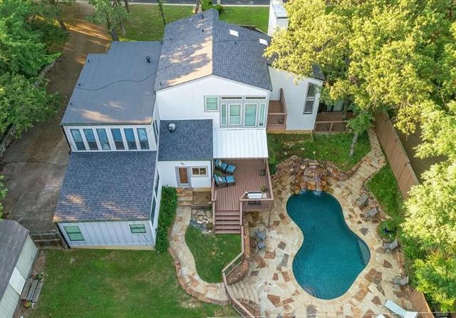 Building Photo - 2304 Wood Cliff Ct