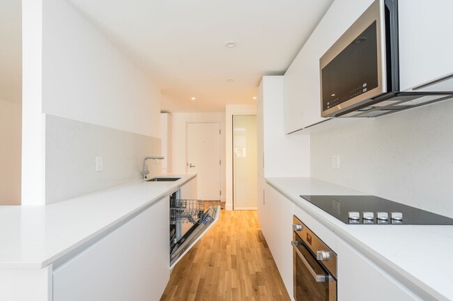 Photo du bâtiment - 55 Eccleston Dr