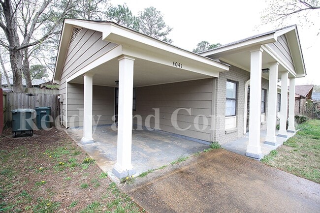 Building Photo - 4041 Hitchcock Dr