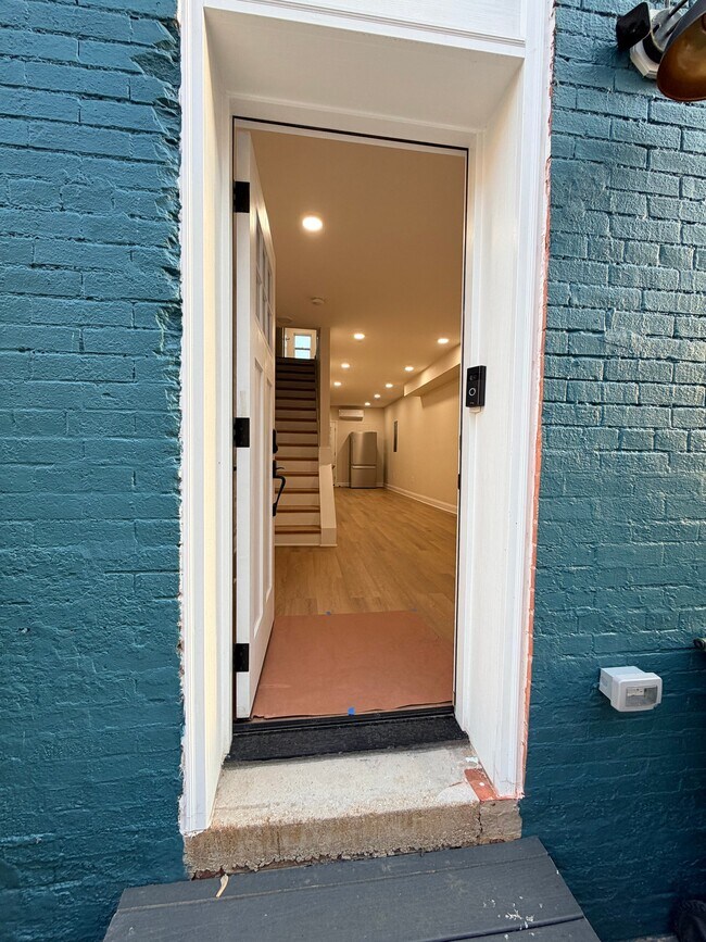 Foto del edificio - 853 Reinhardt St