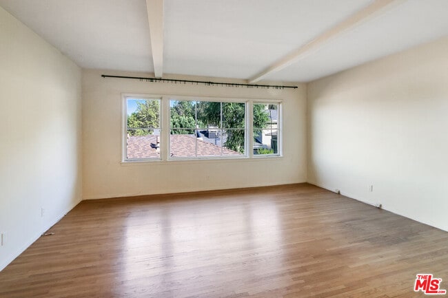 Building Photo - 11165 Sunshine Terrace