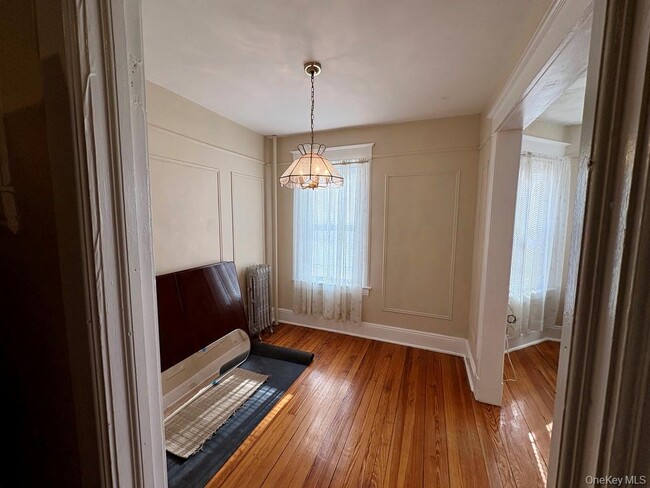 Foto del edificio - 106 McLean Ave