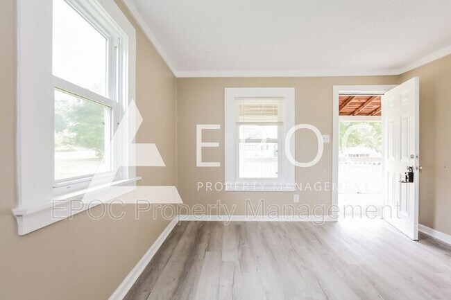 Foto del edificio - 2239 Durham St