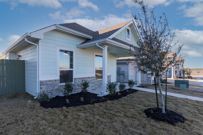 Building Photo - 9511 Grapevine Leaf Dr