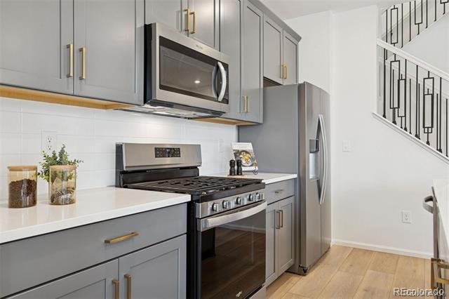 Building Photo - 6218 N Nepal Ct