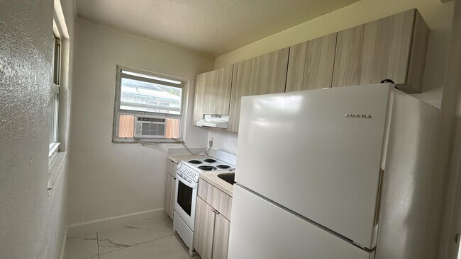 Foto del edificio - 431 N East Ave