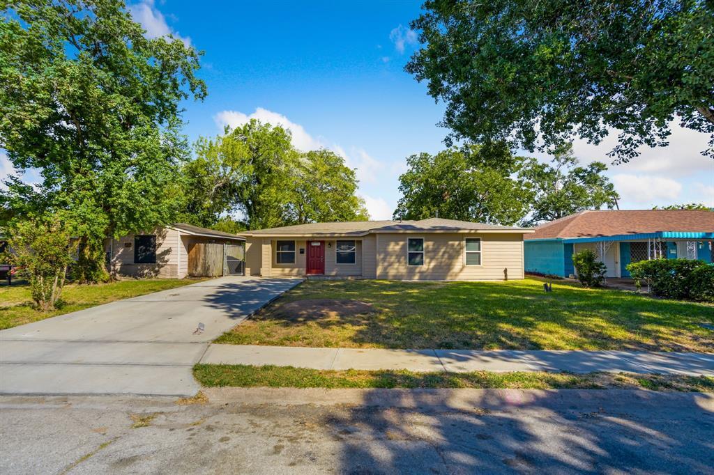 6143 Ridgeway Dr, Houston, TX 77033 House Rental in Houston, TX