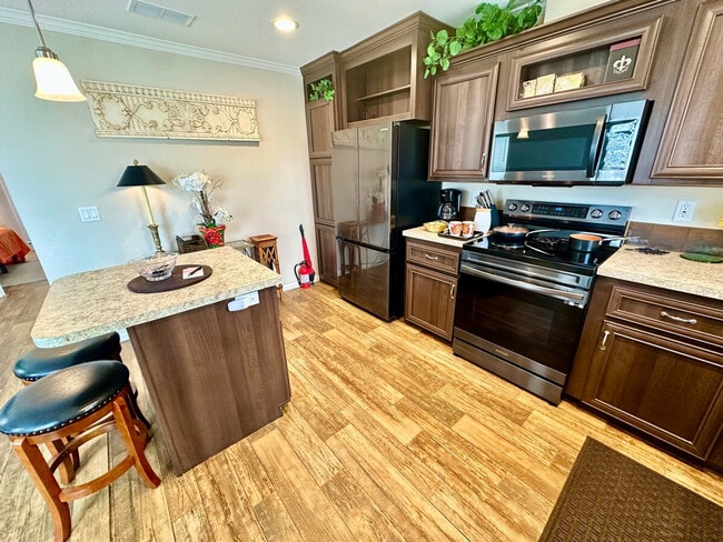 Foto del edificio - 865 Nettles Blvd