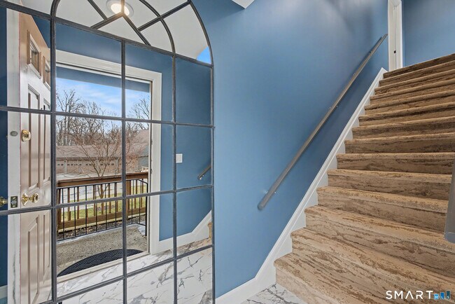 Building Photo - 156 Heatherwood Dr