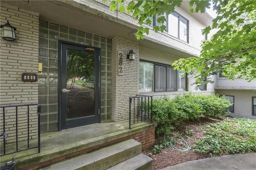 Primary Photo - 282 Ardmore Cir NW