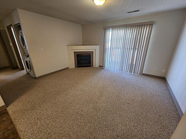 Building Photo - 923 Boston Way