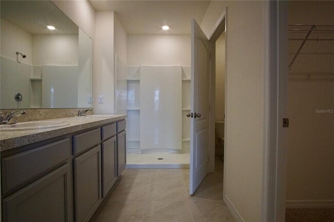 Foto del edificio - 1703 Post Oak Dr