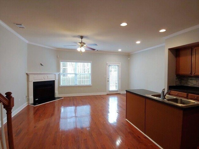 Foto del edificio - 2918 Ashlyn Pointe Dr