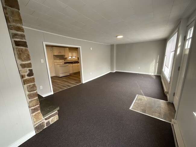 Foto del edificio - 218 N Pitt St