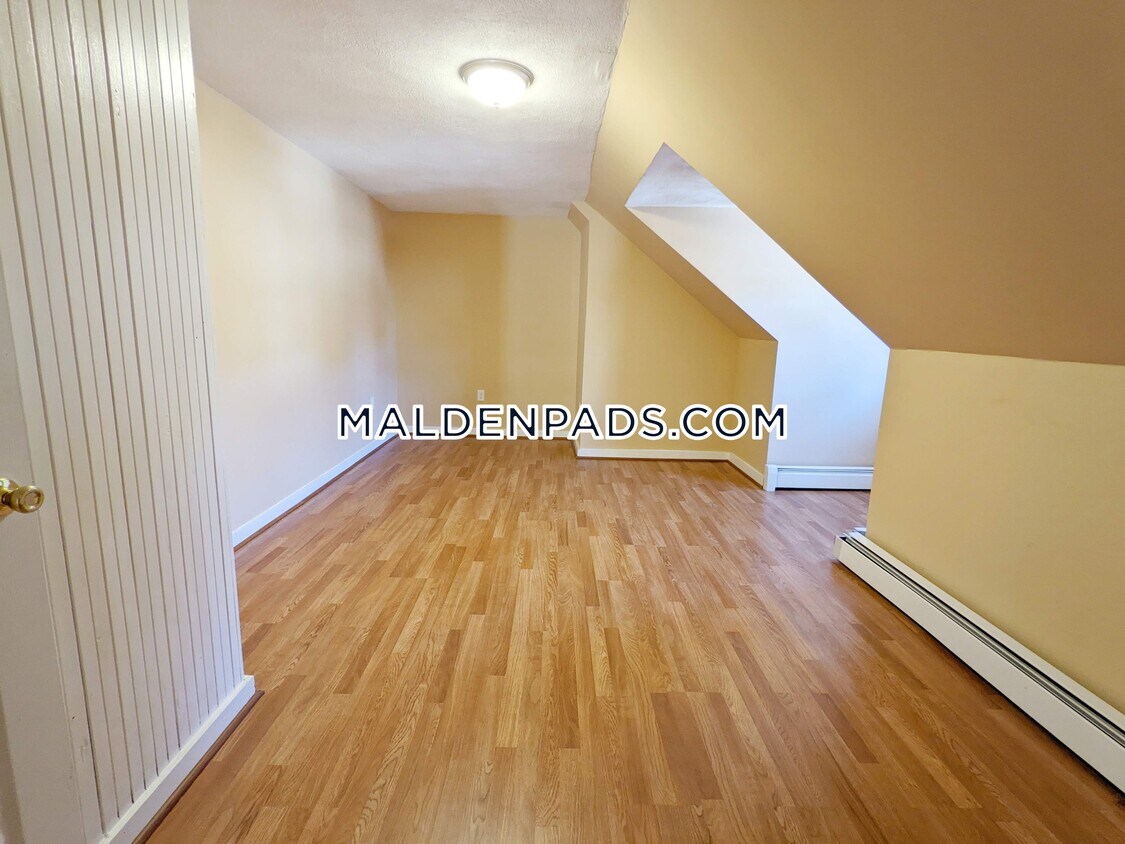 115 Cedar St Unit 7, Malden, MA 02148 Room for Rent in Malden, MA