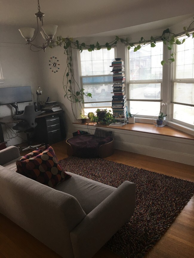 Interior Photo - 2395 29th Ave