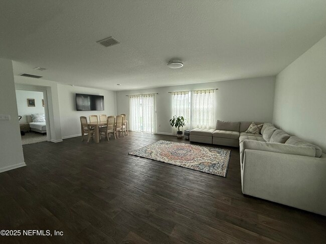 Foto del edificio - 12689 European Beech Rd