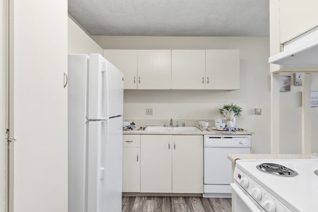 Kitchen - Dorchester "Get up to $2625 OFF!*