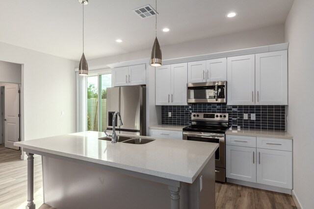 Foto principal - 1845 N 51st St