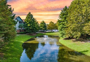 Building Photo - MAA Benton