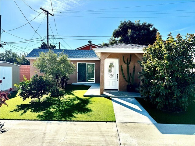 Primary Photo - 3848 Lyndora St