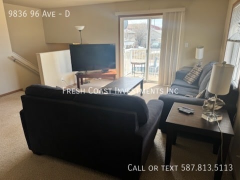 Photo principale - 9836-9896 96 Ave