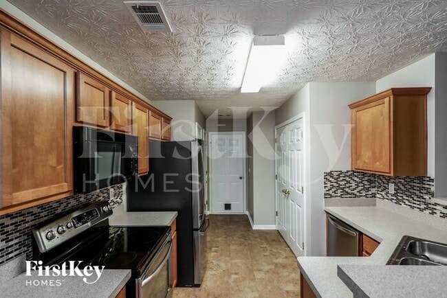 Foto del edificio - 516 Stonecrest Pl