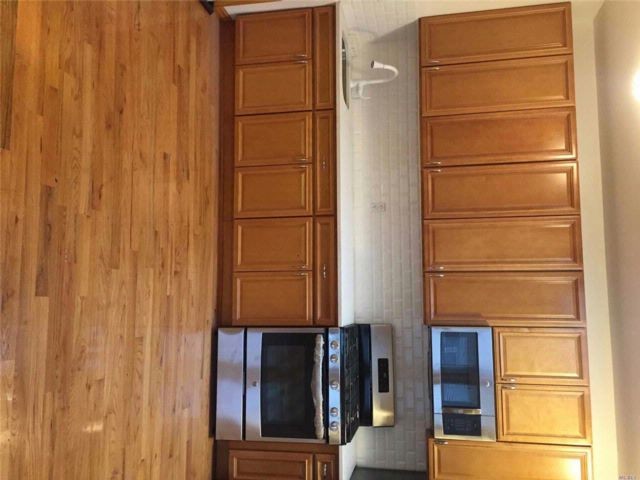 Foto principal - 13310 Crossbay Blvd