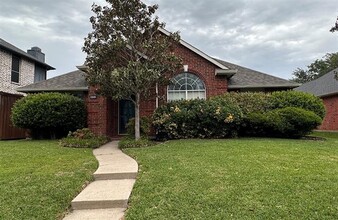 Building Photo - 11616 Charlotte Ln