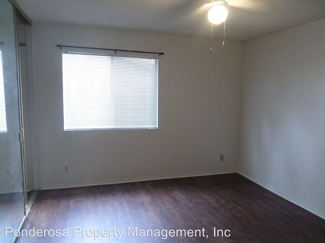 Foto del edificio - 20480 Elm Hill Ln