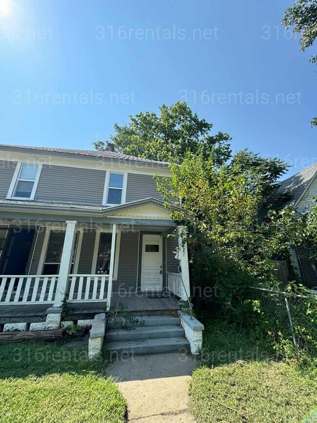 Building Photo - $900 - 2 bedroom/ 1 bathroom - Multi Famil...