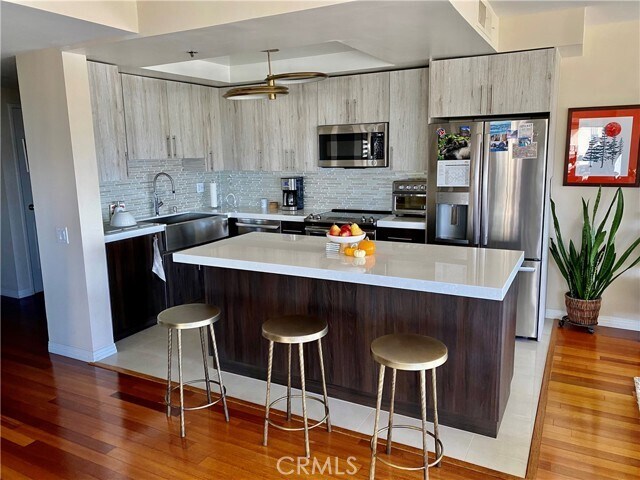 Foto del edificio - 525 E Seaside Way