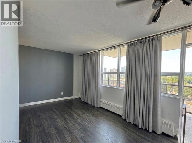 Building Photo - 15 Nicklaus Dr