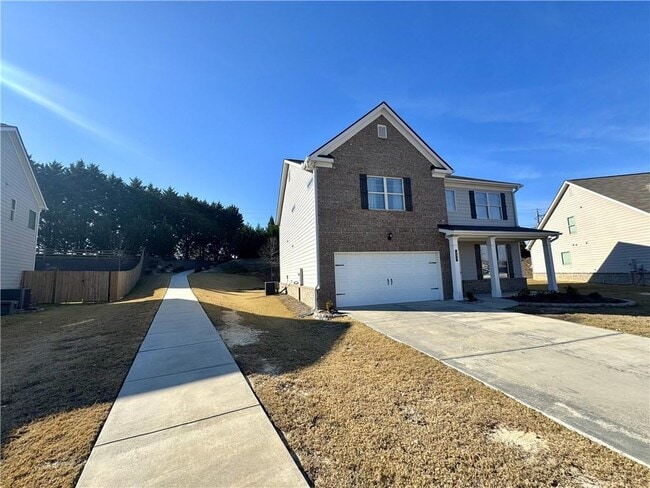 Building Photo - 402 Hinton Farm Wy.